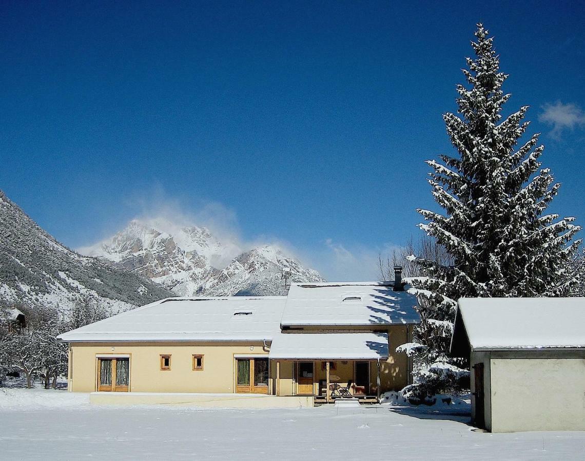 Chambres D'Hotes La Pierre D'Oran LʼArgentière-la-Bessée Exterior foto