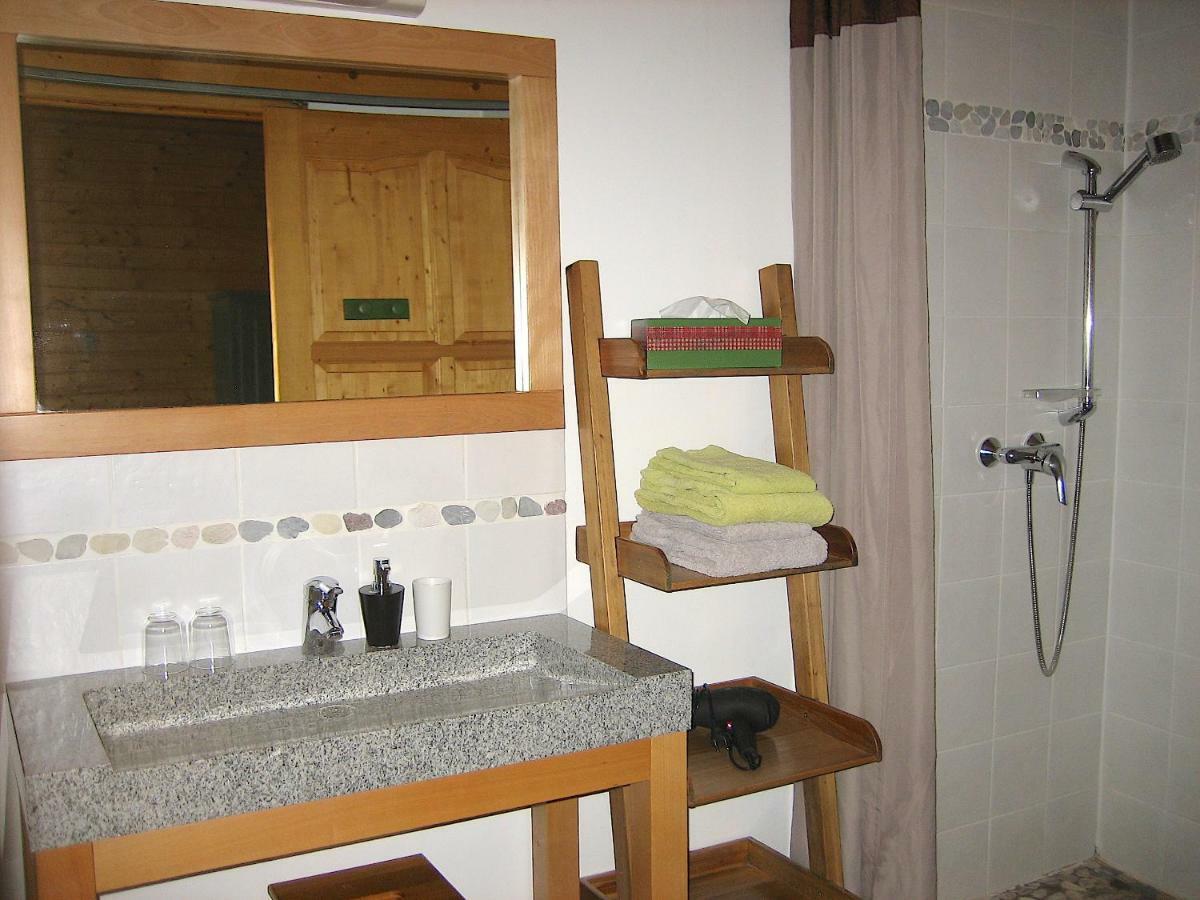 Chambres D'Hotes La Pierre D'Oran LʼArgentière-la-Bessée Exterior foto